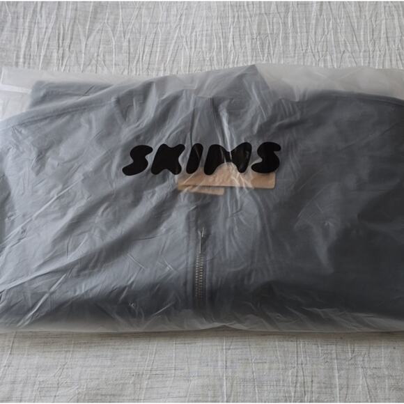 NWT Skims 2x Slouchy 1/2 zip pullover - Picture 4 of 5